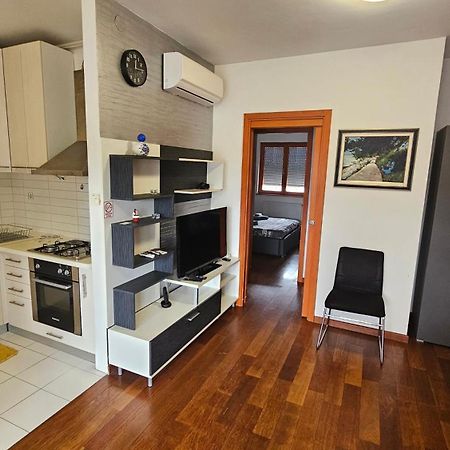 Appartamento Apartman In Club Zagabria Esterno foto